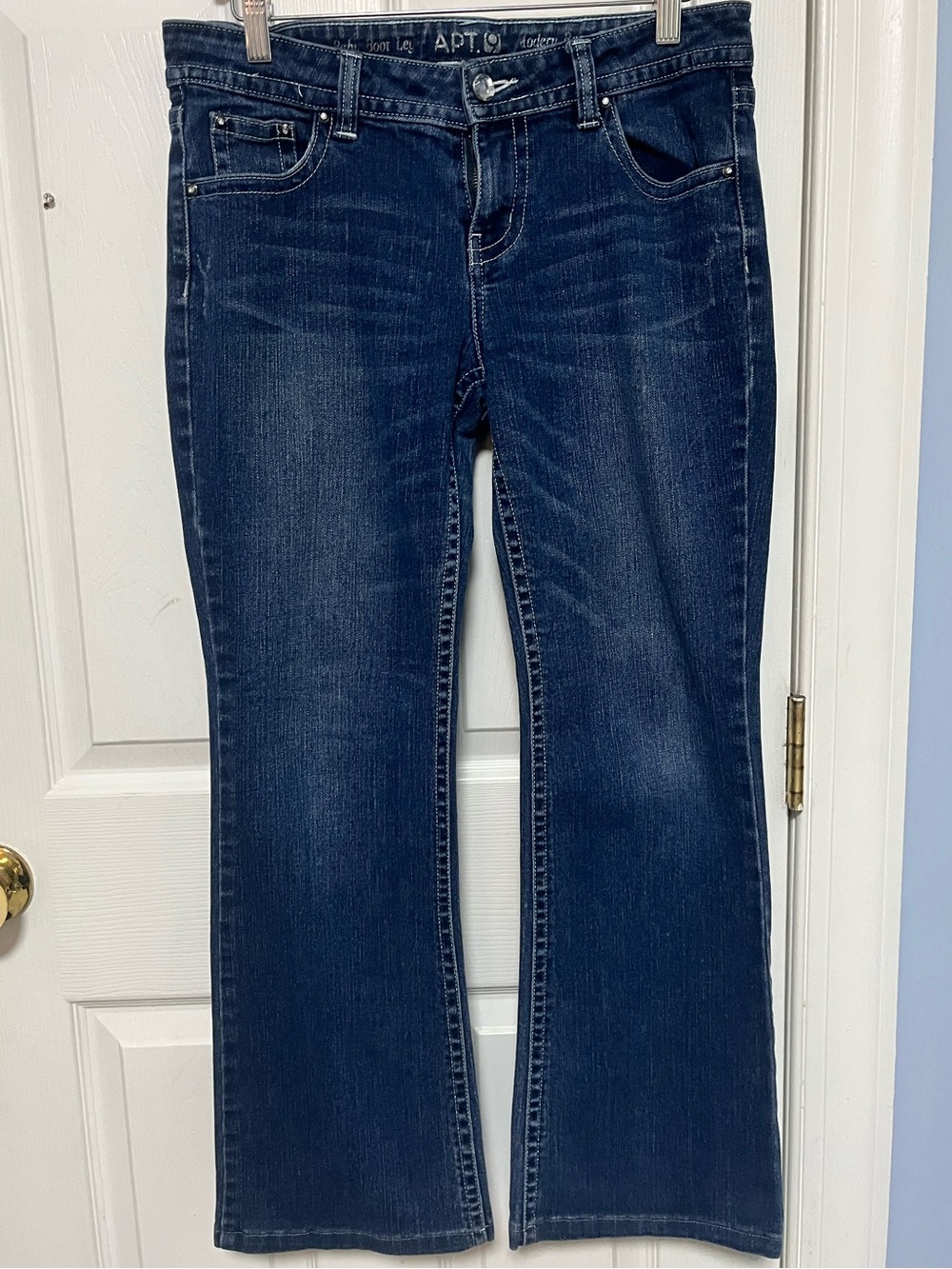 Apt. 9 Women's Dark Blue Flare Leg Jeans